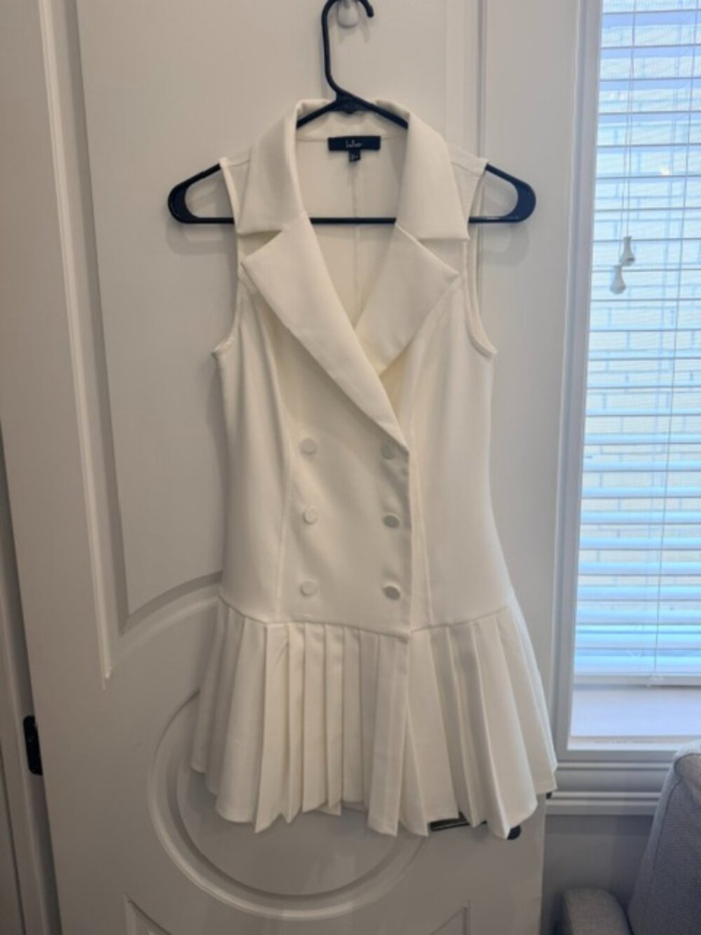 Lulus Posh Vision White Sleeveless Blazer Pleated Mini Dress - Size S
